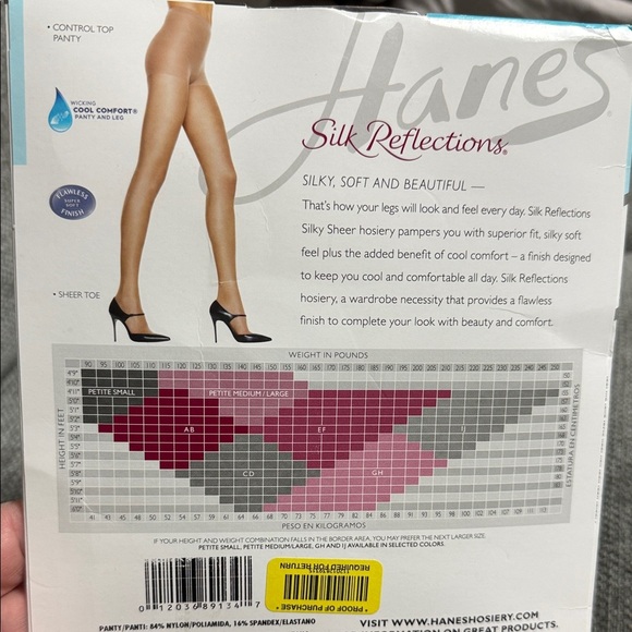 Hanes Silk Reflections Silky Sheer Pantyhose - Nude - Picture 6 of 6